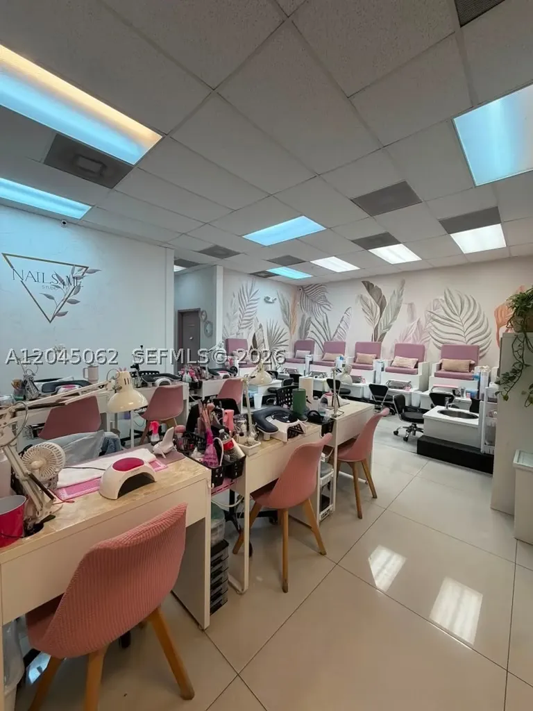 10465 SW 40th Street Miami FL 33165
