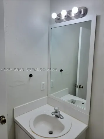 618 SW 106 Avenue Pembroke Pines FL 33025