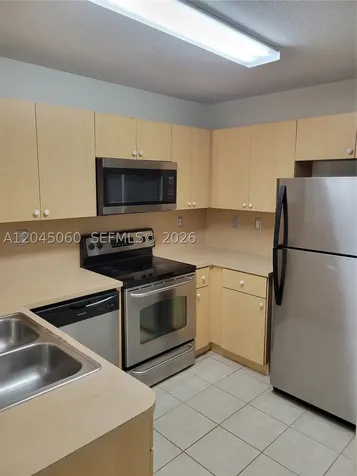618 SW 106 Avenue Pembroke Pines FL 33025