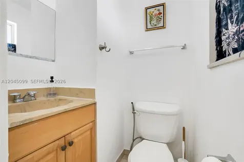 8020 N Colony Circle N. Tamarac FL 33321