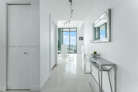 900 Biscayne Boulevard Miami FL 33132