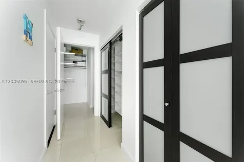 900 Biscayne Boulevard Miami FL 33132