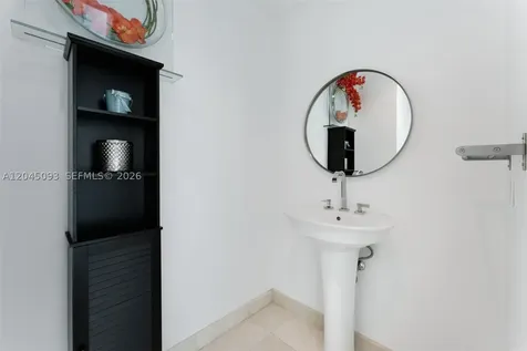 900 Biscayne Boulevard Miami FL 33132