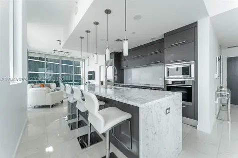 900 Biscayne Boulevard Miami FL 33132
