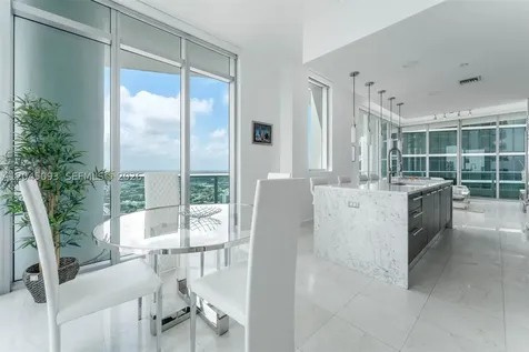 900 Biscayne Boulevard Miami FL 33132