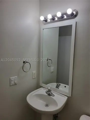10691 SW 6th Street Pembroke Pines FL 33025