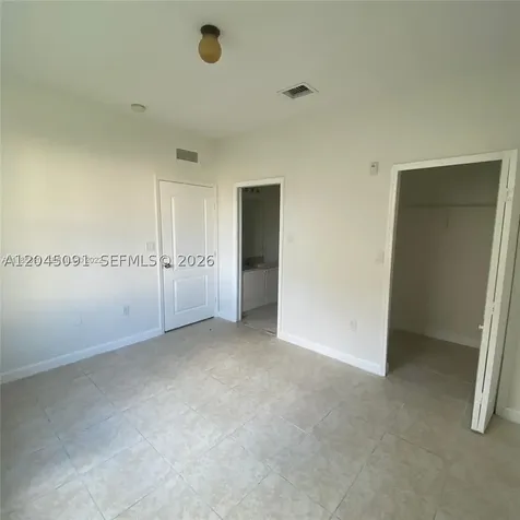 1660 SE 29th Street Homestead FL 33035