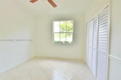 4534 NW 94th Place Doral FL 33178