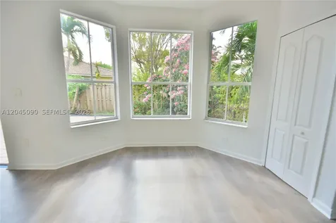 4534 NW 94th Place Doral FL 33178