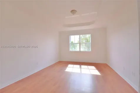 4534 NW 94th Place Doral FL 33178
