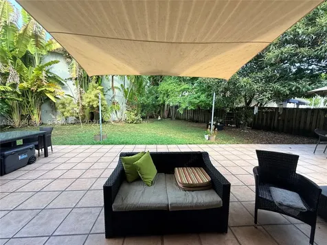 4534 NW 94th Place Doral FL 33178