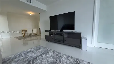 2333 Brickell Avenue Miami FL 33129