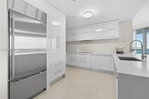 900 Biscayne Boulevard Miami FL 33132