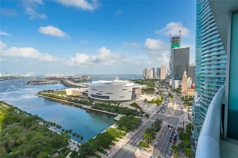 900 Biscayne Boulevard Miami FL 33132