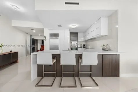 900 Biscayne Boulevard Miami FL 33132