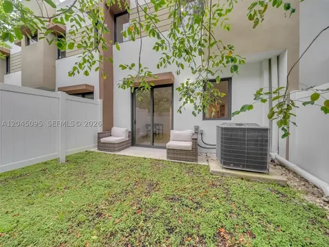 5505 W Oak Way Dania Beach FL 33301