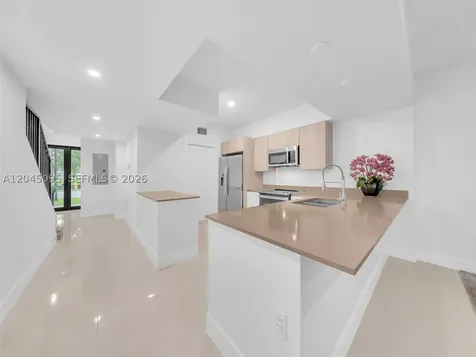 5505 W Oak Way Dania Beach FL 33301