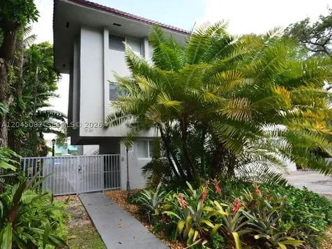 7626 NE 6th Court Miami FL 33138