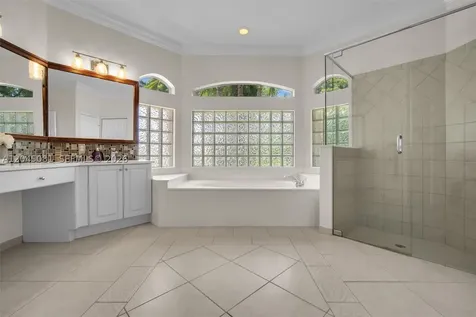 16310 Paddock Lane Weston FL 33326