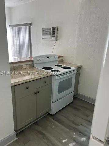 1322 SW 7th Street Miami FL 33135