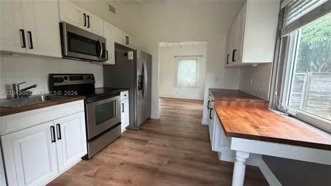 6411 SW 62nd Court South Miami FL 33143
