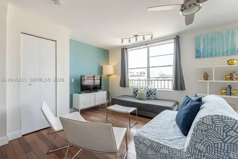 420 15th Street Miami Beach FL 33139