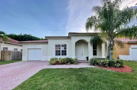 2008 NE 38th Road Homestead FL 33033