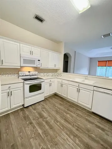 2008 NE 38th Road Homestead FL 33033