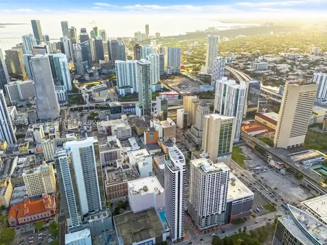 225 N Miami Avenue Miami FL 33128