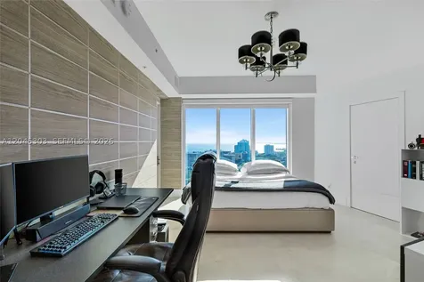 60 SW 13th Street Miami FL 33130