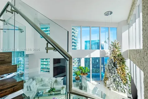 60 SW 13th Street Miami FL 33130