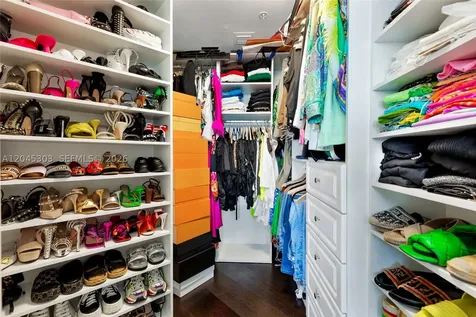 60 SW 13th Street Miami FL 33130