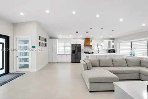 14712 SW 176th Terrace Miami FL 33187
