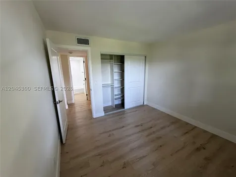 8303 SW 142nd Avenue Miami FL 33183