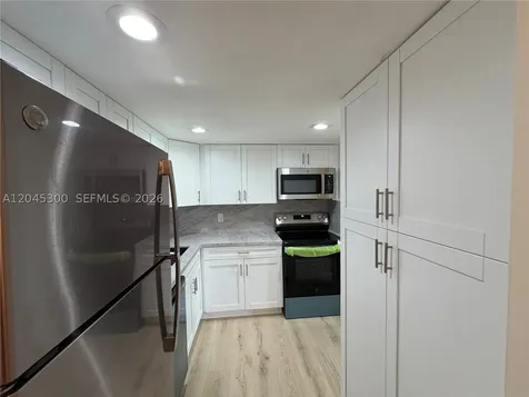 8303 SW 142nd Avenue Miami FL 33183