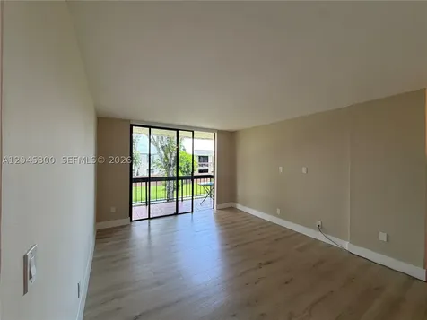 8303 SW 142nd Avenue Miami FL 33183