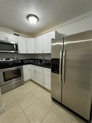 11195 SW 1st Street Sweetwater FL 33174