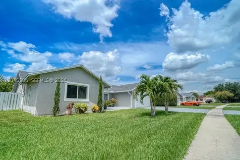 15810 N Wind Circle Sunrise FL 33326