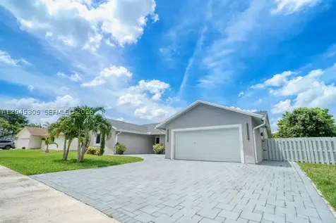 15810 N Wind Circle Sunrise FL 33326