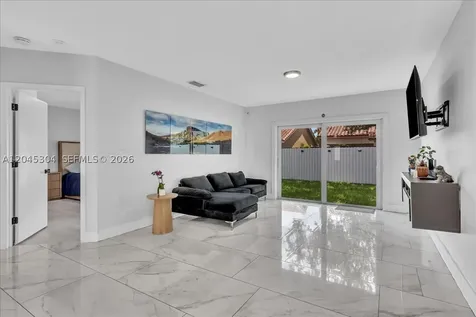 5542 NW 190th Lane Miami Gardens FL 33055