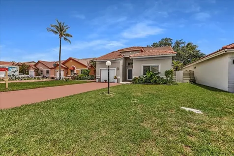 5542 NW 190th Lane Miami Gardens FL 33055