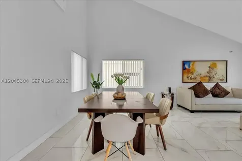 5542 NW 190th Lane Miami Gardens FL 33055