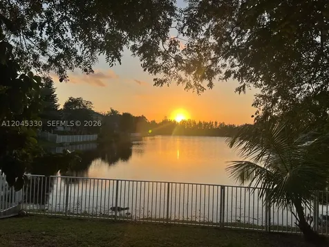 2048 NW 164th Avenue Pembroke Pines FL 33028