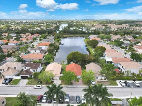 2048 NW 164th Avenue Pembroke Pines FL 33028