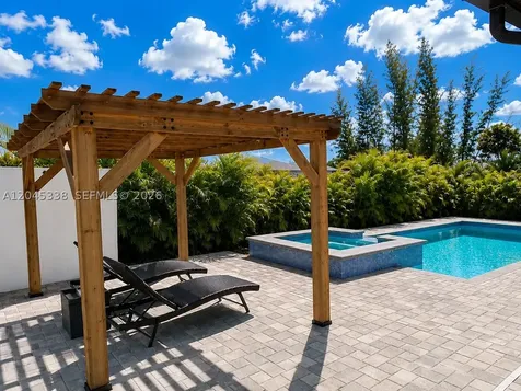 1600 SW 1st Street Cape Coral FL 33991