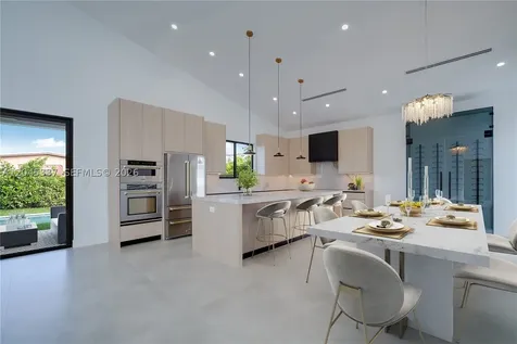 4321 SW 99th Avenue Miami FL 33165