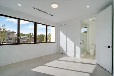 4321 SW 99th Avenue Miami FL 33165