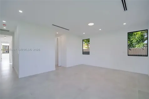 4321 SW 99th Avenue Miami FL 33165