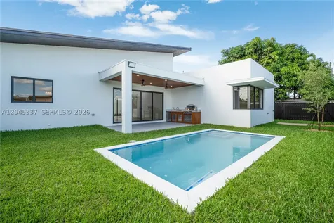 4321 SW 99th Avenue Miami FL 33165