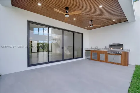 4321 SW 99th Avenue Miami FL 33165